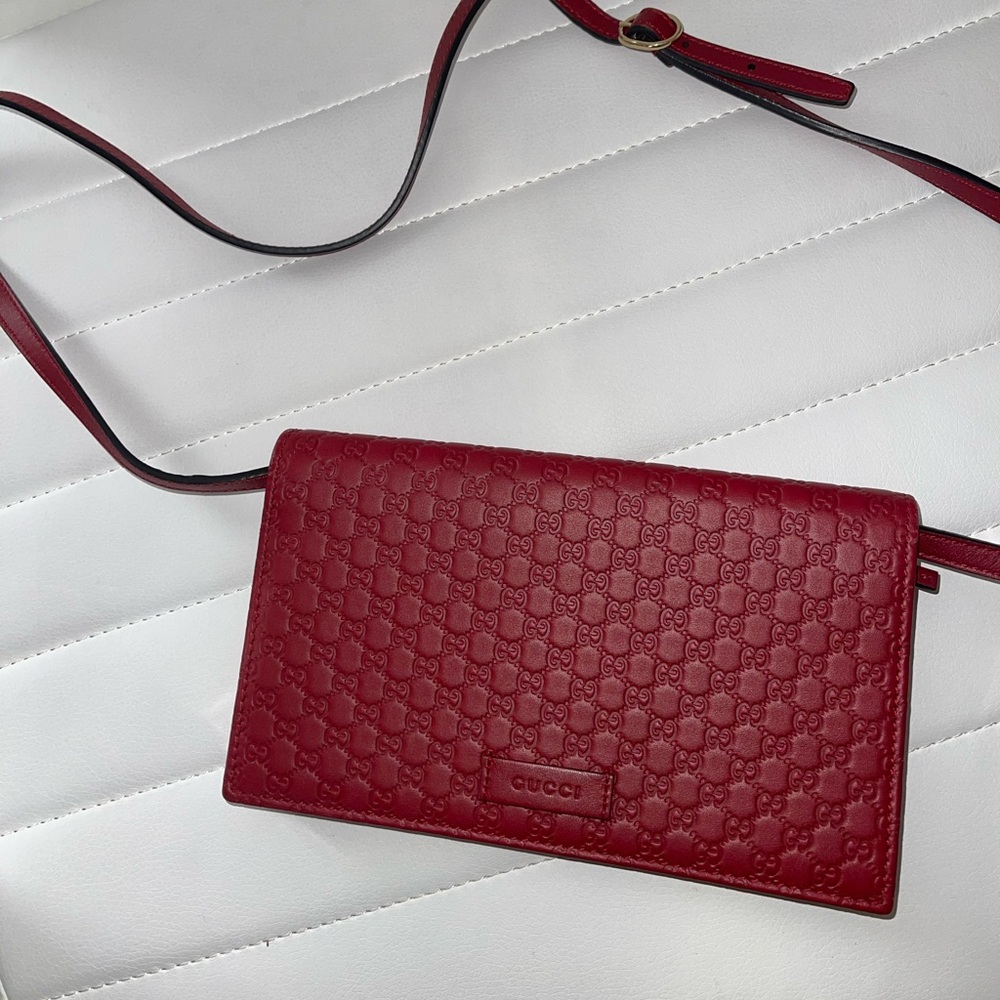 Gucci crossbody bag